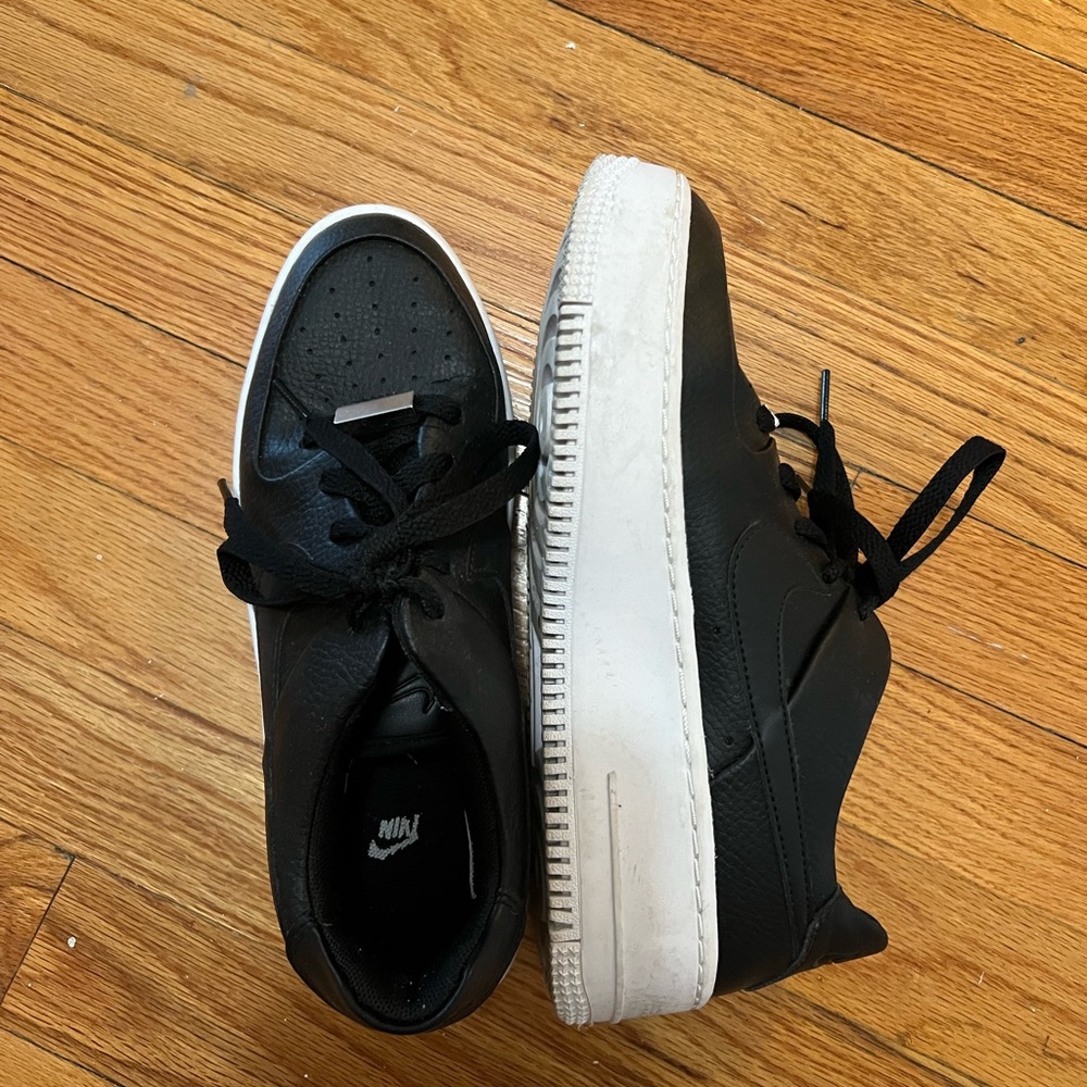 Black Air Force Nike Sneakers